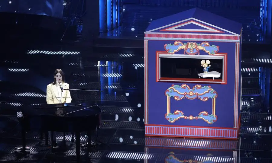 Sanremo 2025, gli scatti della serata delle cover e dei duetti