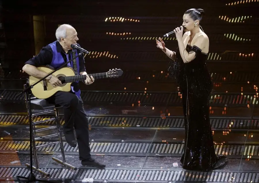 Sanremo 2025, gli scatti della serata delle cover e dei duetti