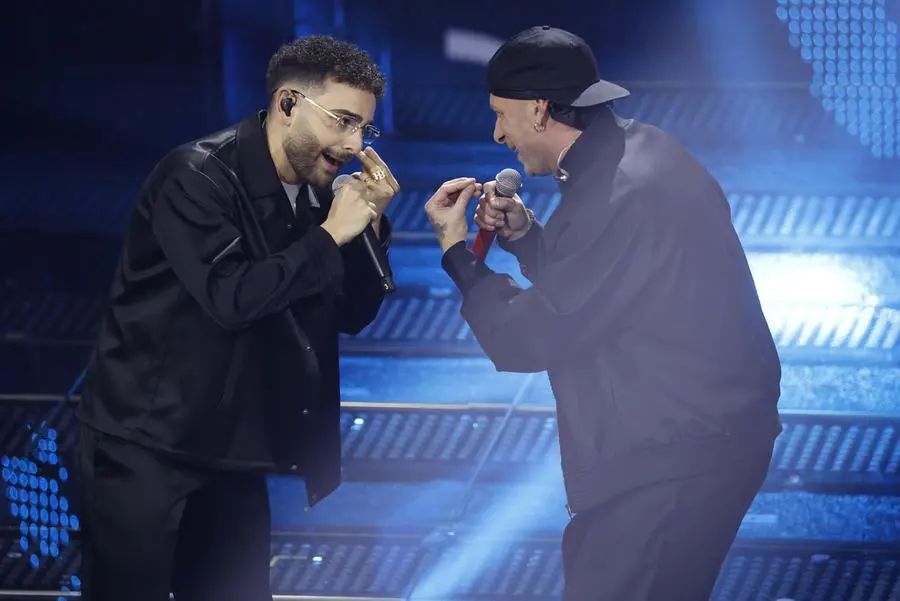 Sanremo 2025, gli scatti della serata delle cover e dei duetti