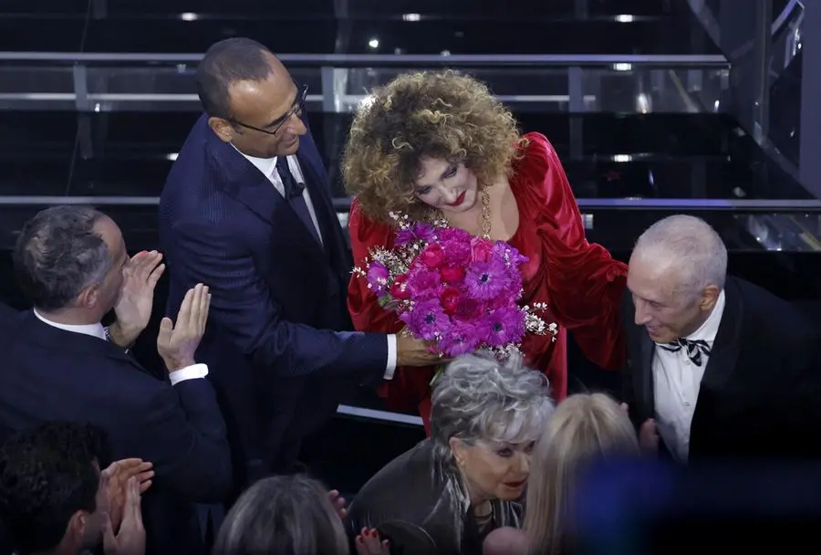 Sanremo 2025, gli scatti della serata delle cover e dei duetti