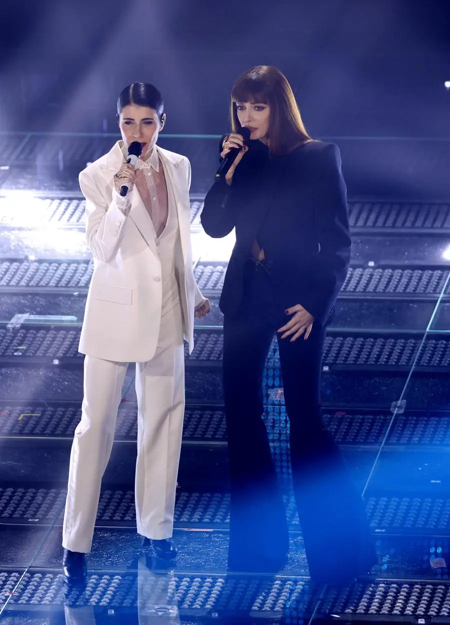 Sanremo 2025, il duetto di Giorgia e Annalisa