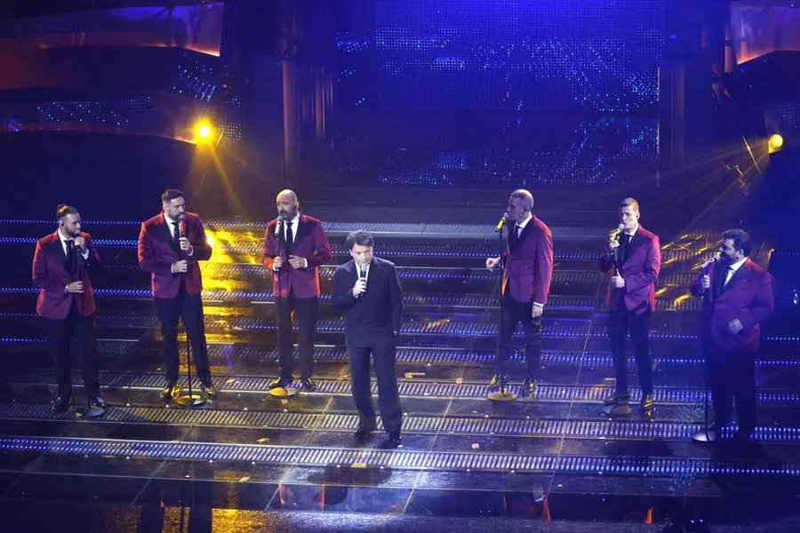 Sanremo 2025, gli scatti della serata delle cover e dei duetti