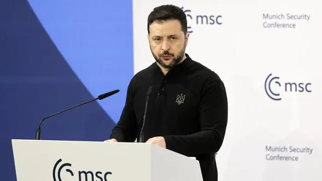 epa11897373 Ukrainian President Volodymyr Zelensky speaks during the 61st Munich Security Conference (MSC), in Munich, Germany, 15 February 2025. High-level international decision-makers meet at the 61st Munich Security Conference in Munich from 14 to 16 February 2025 during their annual meeting to discuss global security issues. EPA/RONALD WITTEK