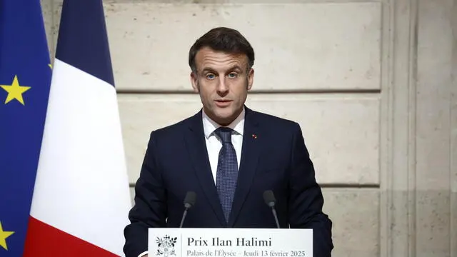 epa11893127 French President Emmanuel Macron delivers a speech during the Ilan Halimi Prize award ceremony at the Elysee Palace in Paris, France, 13 February 2025. The prize, named after the young French man of Moroccan Jewish ancestry Ilan Halimi, who was kidnapped, tortured and killed on 13 February 2006, rewards young people's commitment to combating racism and anti-Semitic prejudices and stereotypes. EPA/YOAN VALAT / POOL