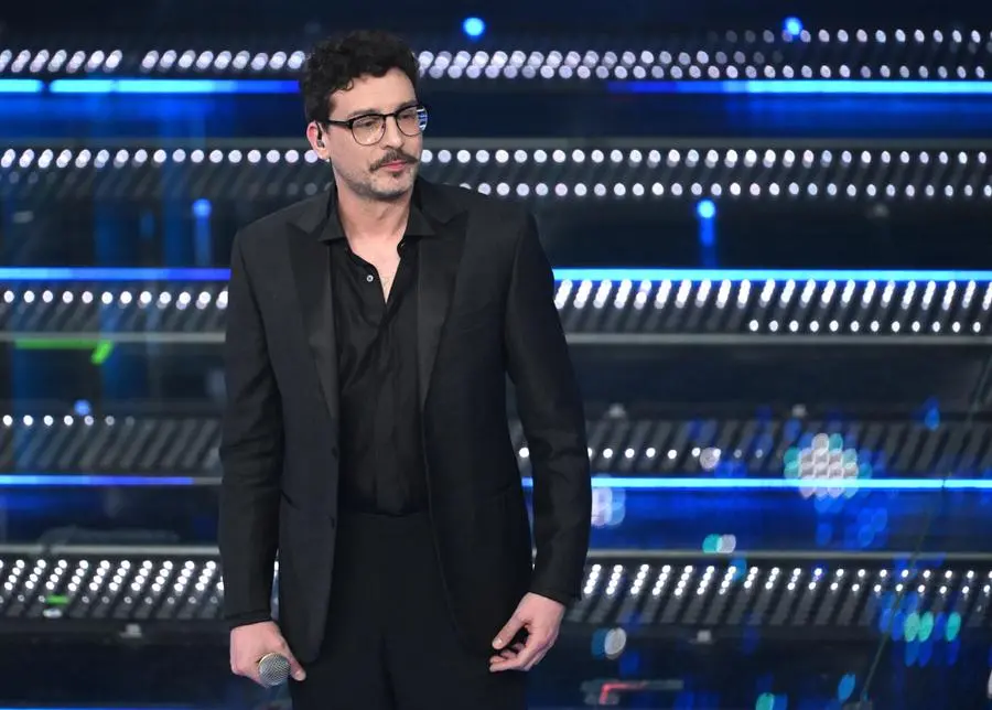 Sanremo 2025, le foto della prima parte della finale