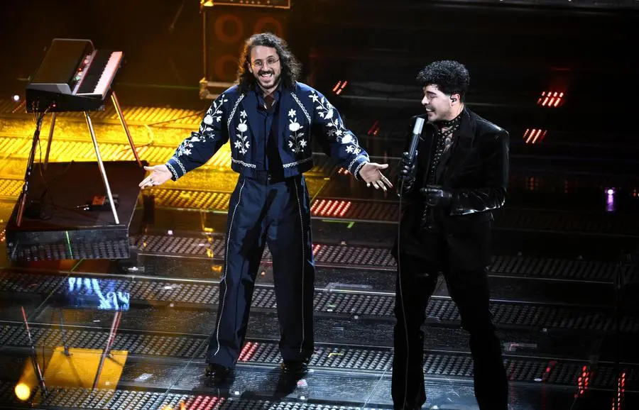 Sanremo 2025, le foto della prima parte della finale