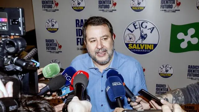 Il segretario della Lega Matteo Salvini al congresso regionale della Lega Lombarda per Salvini a Milano,15 dicembre 2024. ANSA/MOURAD BALTI TOUATI