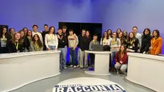 I ragazzi del Pcto nello studio di Teletutto - © www.giornaledibrescia.it