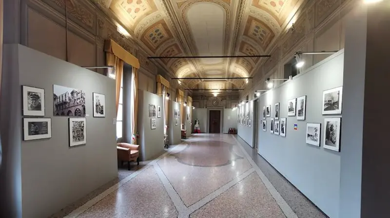 Il salone principale di Palazzo Bertazzoli - © www.giornaledibrescia.it