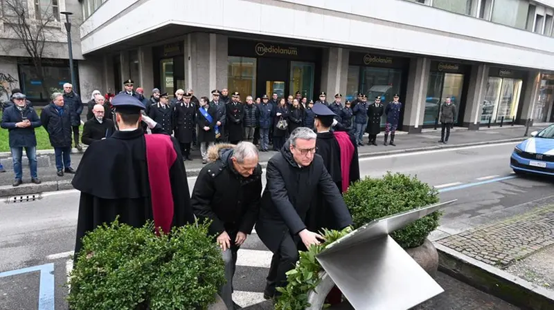 La commemorazione di Domenico Prosperi in via Gramsci