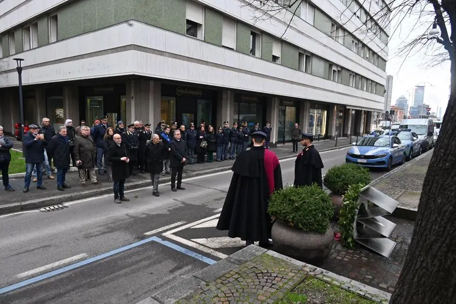 La commemorazione di Domenico Prosperi in via Gramsci