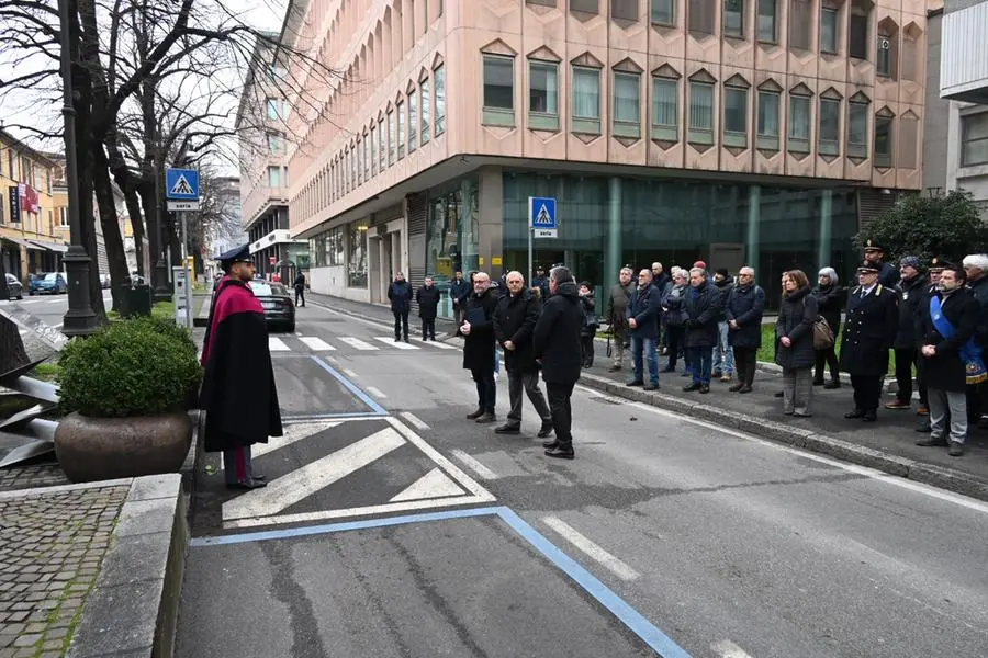 La commemorazione di Domenico Prosperi in via Gramsci