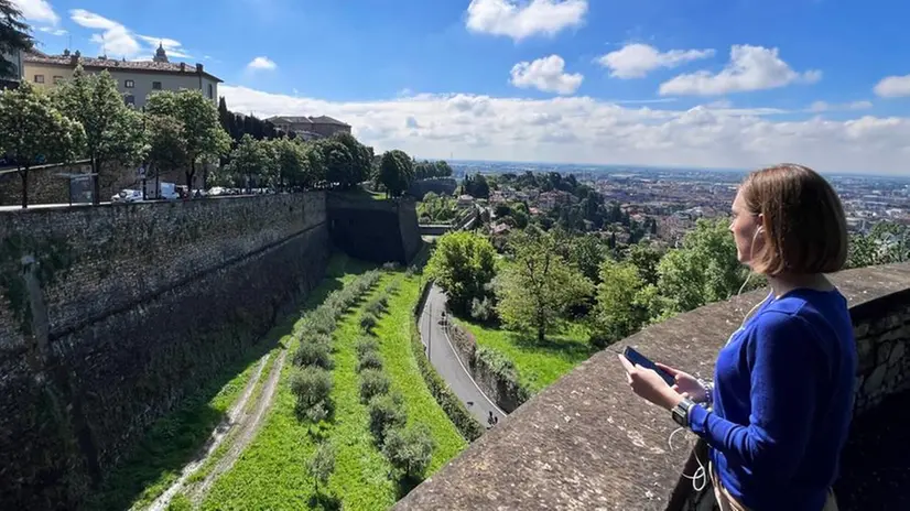 Le mura veneziane in primavera - Foto da www.museodellestorie.bergamo.it