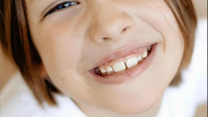 Prevenzione e cura delle patologie odontostomatologiche sono essenziali nei pazienti più giovani