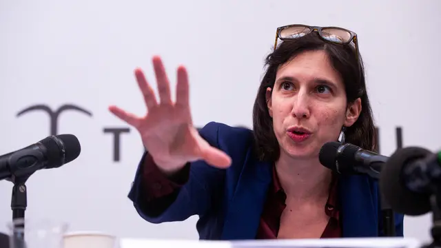 La segretaria del Partito Democratico (Pd) Elly Schlein durante l’evento ’“Lotta alle disuguaglianze, contrasto alla povertà e politiche di welfare. il ruolo dei sistemi fiscali”, iniziativa pubblica organizzata da Oxfam, ICRICT e NENS sul ruolo dei sistemi fiscali nel contrasto alle disuguaglianze, presso l’Istituto dell'Enciclopedia Italiana Treccani, Roma, 14 febbraio 2025. ANSA/ANGELO CARCONI