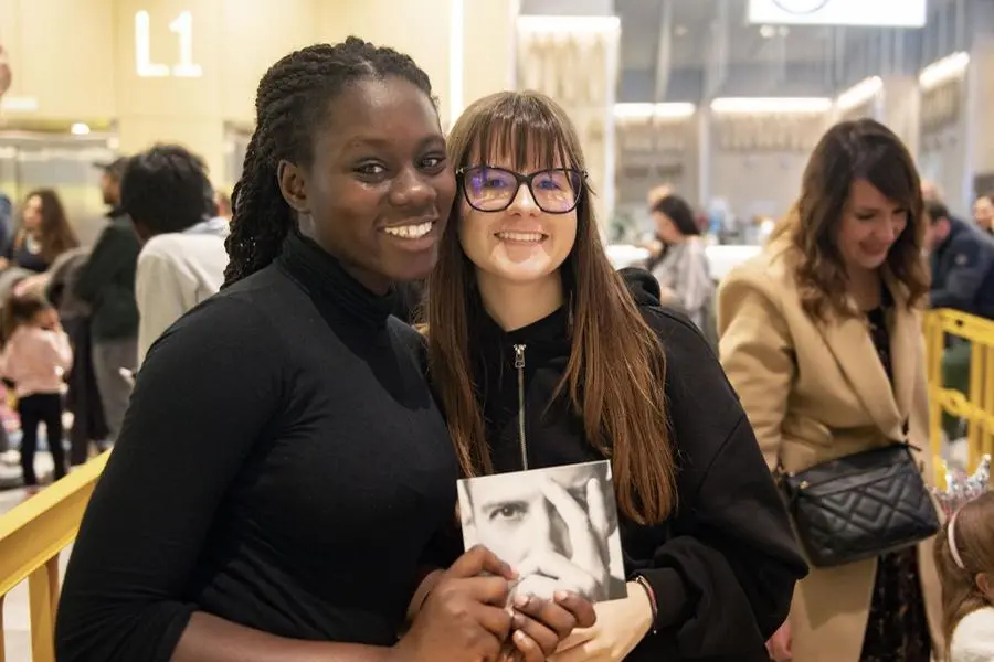 L'instore di Francesco Gabbani a Elnòs