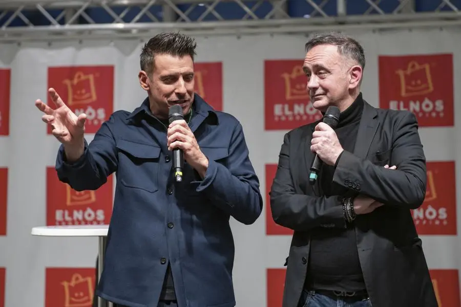 L'instore di Francesco Gabbani a Elnòs