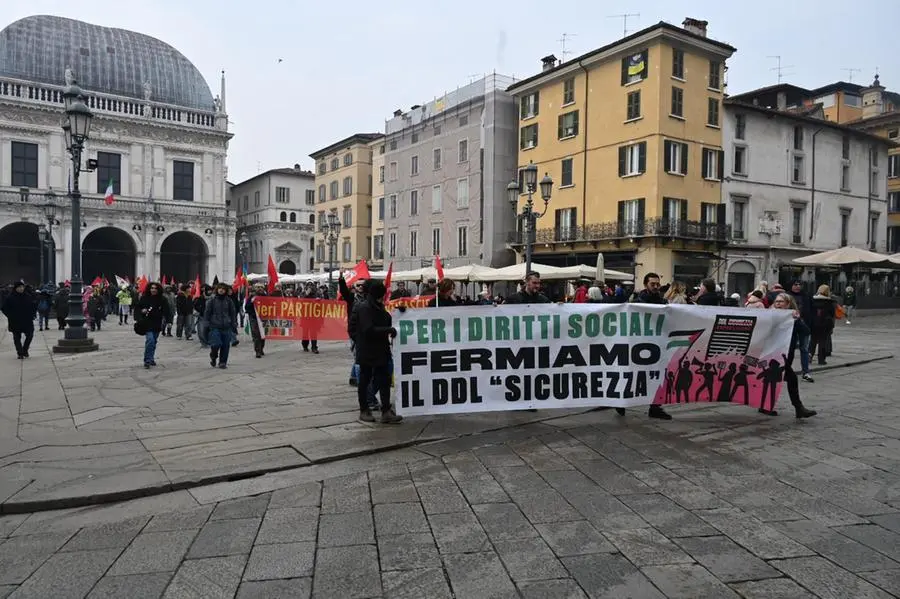 Piazza Loggia, la manifestazione contro il Ddl Sicurezza