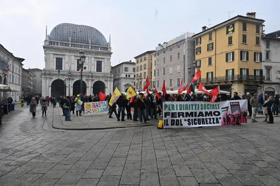 Piazza Loggia, la manifestazione contro il Ddl Sicurezza