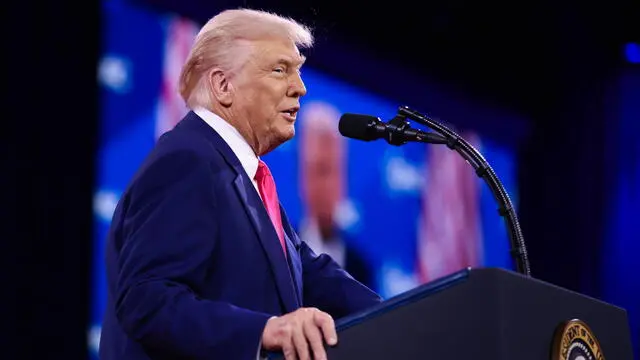 epa11916857 US President Donald Trump speaks on the last day of the annual Conservative Political Action Conference (CPAC) in National Harbor, Maryland, USA, 22 February 2025. The CPAC is an annual gathering of right-wing activists and elected officials from across the United States and beyond. EPA/SAMUEL CORUM / POOL