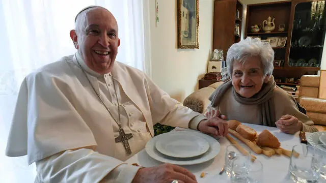 2022.11.19 Visita ad Asti - Visita Chiesa dei Nonni e incontro con la cugina Carla Rabezzana