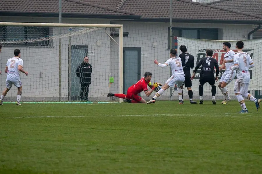 Promozione: le immagini di Pavonese-Sporting Brescia