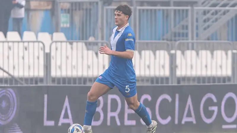 Gabriele Calvani, oggi in campo al fianco di Adorni - Foto New Reporter Nicoli © www.giornaledibrescia.it