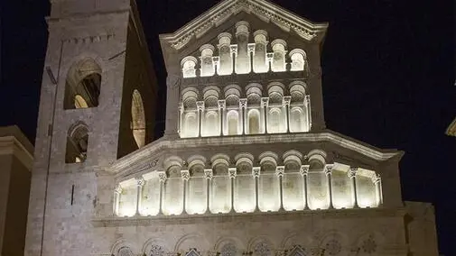 Rosario in cattedrale Cagliari per la salute del Pontefice