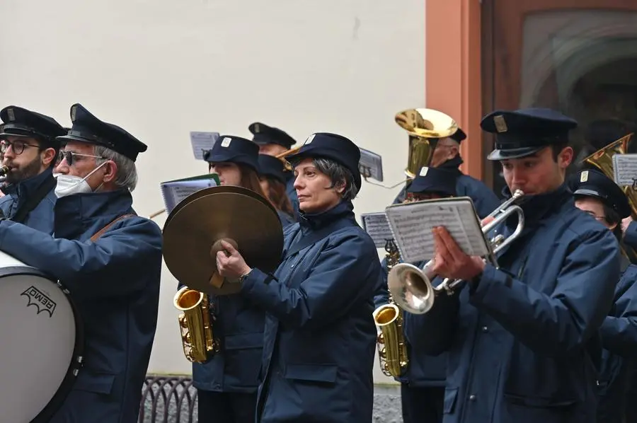 SAREZZO IN PIAZZA CON NOI  REDAZIONE PROVINCIA 23-02-3035 GABRIELE STRADA NEW EDEN GROUP 