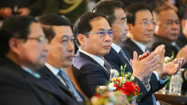 epa11923058 Vietnamese Foreign Minister Bui Thanh Son attends the ASEAN Future Forum 2025 in Hanoi, Vietnam, 25 February 2025. The forum takes place in Hanoi under the theme 'Building a United, Inclusive and Resilient ASEAN amidst Global Transformations'. EPA/LUONG THAI LINH