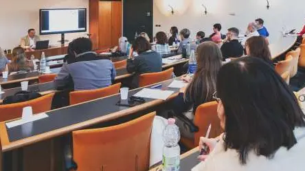 Gli studenti di Isfor in aula