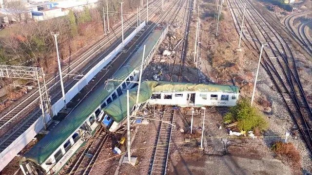 Un'immagine, diffusa il 30 ottobre 2019 dalla Polizia di Stato, relativa all'incidente ferroviario di Pioltello. Tra le prove della Procura di Milano, che ieri ha chiuso le indagini sul disastro ferroviario di Pioltello (Milano) del 25 gennaio 2018 in cui morirono tre donne e ci furono un centinaio di feriti, c'è anche un video con la ricostruzione "tridimensionale fedelmente riprodotta dalla realtà" del deragliamento. E' quanto emerso dalla conferenza stampa nella quale il procuratore aggiunto Tiziana Siciliano ha spiegato che "è difficile immaginare una ricostruzione più dettagliata e accurata" di quella fatta dalla polizia scientifica. ANSA/ POLIZIA DI STATO +++ ANSA PROVIDES ACCESS TO THIS HANDOUT PHOTO TO BE USED SOLELY TO ILLUSTRATE NEWS REPORTING OR COMMENTARY ON THE FACTS OR EVENTS DEPICTED IN THIS IMAGE; NO ARCHIVING; NO LICENSING +++