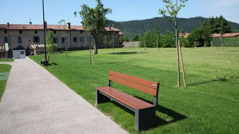 Uno scorcio del grande parco di Villa Pedergnano - © www.giornaledibrescia.it