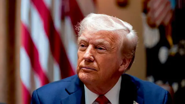 epa11926045 US President Donald Trump attends a cabinet meeting at the White House in Washington, DC, USA, 26 February 2025. EPA/AL DRAGO / POOL