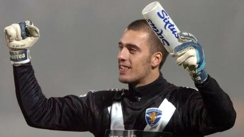 Emiliano Viviano con la maglia del Brescia - © www.giornaledibrescia.it