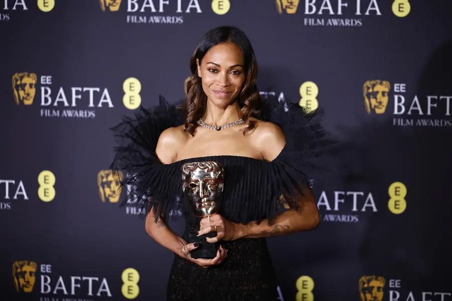 Zoe Saldaña trionfa ai Bafta 2025