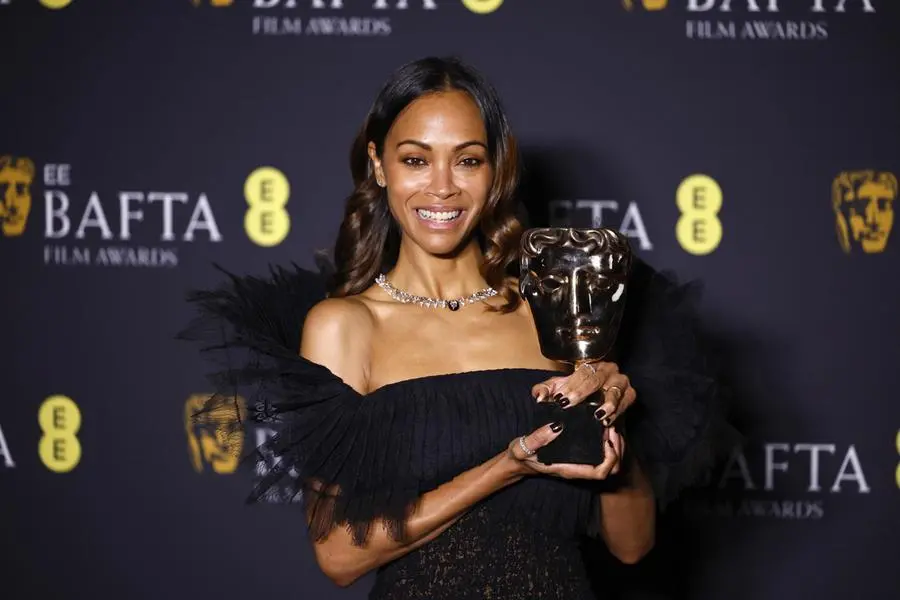 Zoe Saldaña trionfa ai Bafta 2025