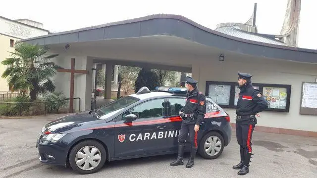 Pattuglia Carabinieri Riva del Garda. ANSA/UFF STAMPA CARABINIERI RIVA DEL GARDA +++NO SALES, EDITORIAL USE ONLY+++