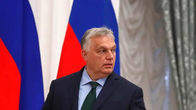 epa11459366 Hungarian Prime Minister Viktor Orban arrives for a joint press conference with Russian President Vladimir Putin (unseen) after their bilateral talks at the Kremlin in Moscow, Russia, 05 July 2024. Viktor Orban is in Moscow for a one-day working visit. EPA/YURI KOCHETKOV