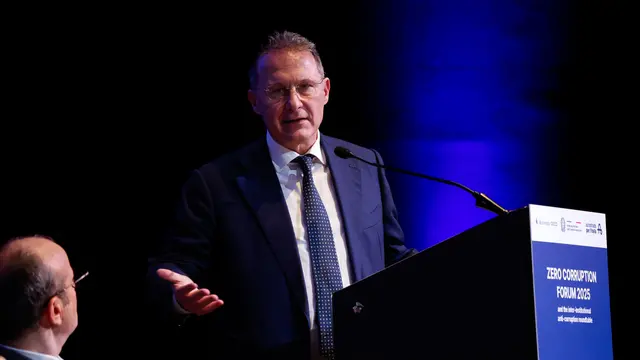 Il vice ministro degli Affari Esteri Edmondo Cirielli al Maxxi durante l'evento Zero Corruption Forum, Roma, 28 Febbraio 2025. ANSA/GIUSEPPE LAMI