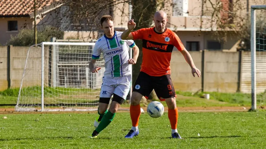 SPORT CALCIO PROMOZIONE VEROLESE - LODRINO NELLA FOTO CORRADI (VEROLESE) SALVI (LODRINO) 02/03/2025 marazzani@newreporter