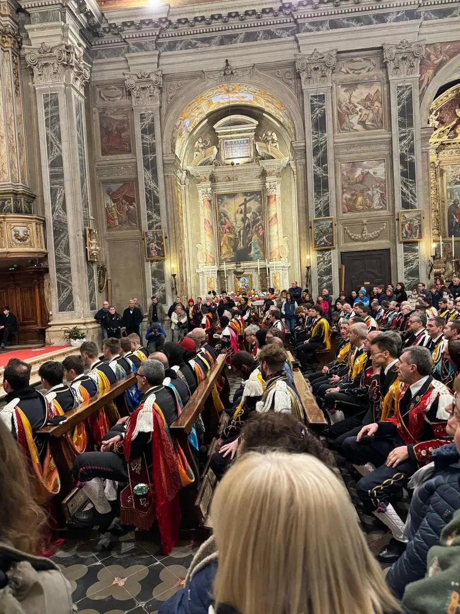 Carnevale di Bagolino, nella chiesa di San Giorgio la messa dedicata a «sunadúr e balarì»