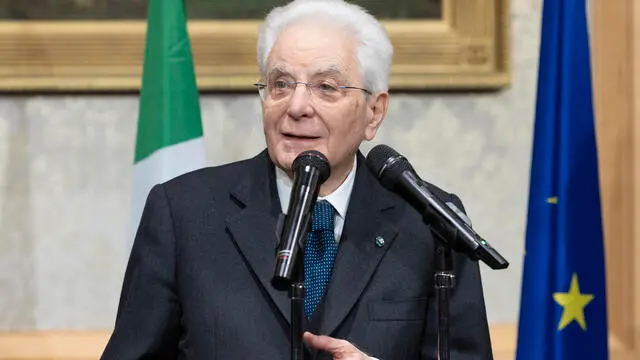 Il Presidente della Repubblica Sergio Mattarella incontra una selezionata rappresentanza della collettività italiana a Tokyo (foto di Francesco Ammendola - Ufficio per la Stampa e la Comunicazione della Presidenza della Repubblica)
