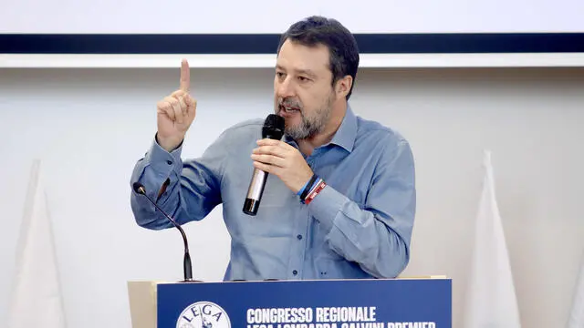 Il segretario della Lega Matteo Salvini al congresso regionale della Lega Lombarda per Salvini a Milano,15 dicembre 2024. ANSA/MOURAD BALTI TOUATI