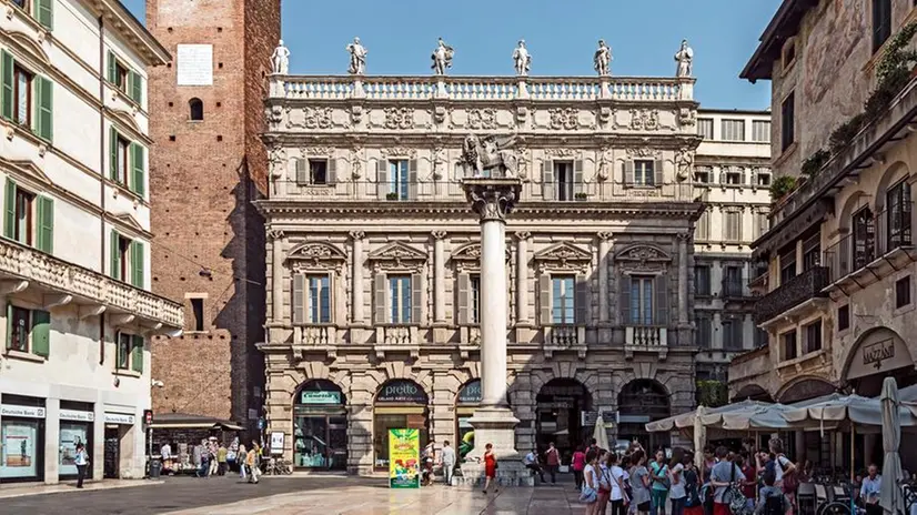 Palazzo Maffei in piazza delle Erbe a Verona - Foto Wikipedia