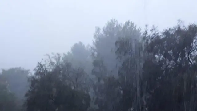 Tempesta con temporali e vento a Cagliari