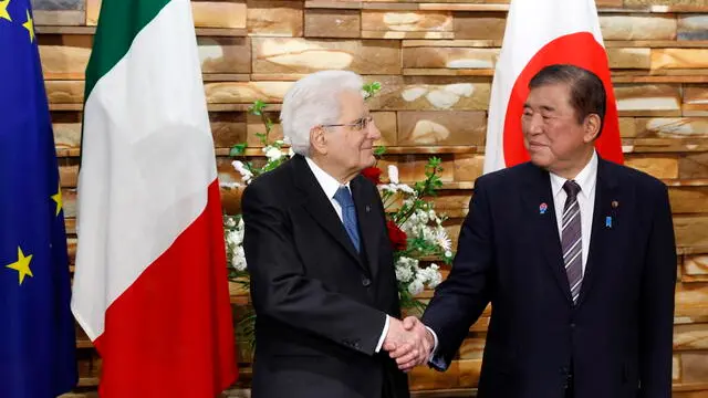 epa11941728 Japanâ€™s Prime Minister Shigeru Ishiba (R) shakes hands with Italian President Sergio Mattarella (L) before their meeting at the prime ministerâ€™s official residence in Tokyo, Japan, 05 March 2025. The Italian President is currently on a state visit to Japan until 09 March. EPA/FRANCK ROBICHON / POOL