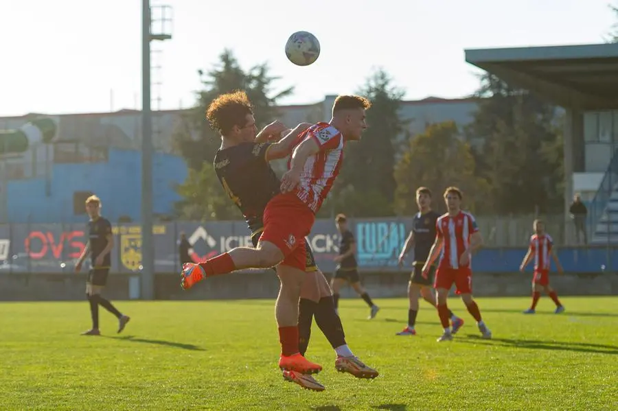 Sport Calcio DOVE Coppa Italia Eccellenza Rovato Vertovese - Codroipo nella foto Pozzoni Daniele del Rovato Vertovese 05/03/2025 mazzocchi@newreporter