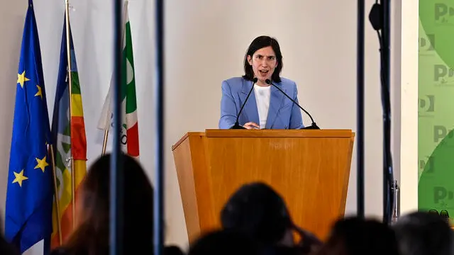 La segretaria del Partito Democratico, Elly Schlein, durante la Direzione Nazionale del Partito Democratico a Roma, 27 febbraio 2025. ANSA/RICCARDO ANTIMIANI