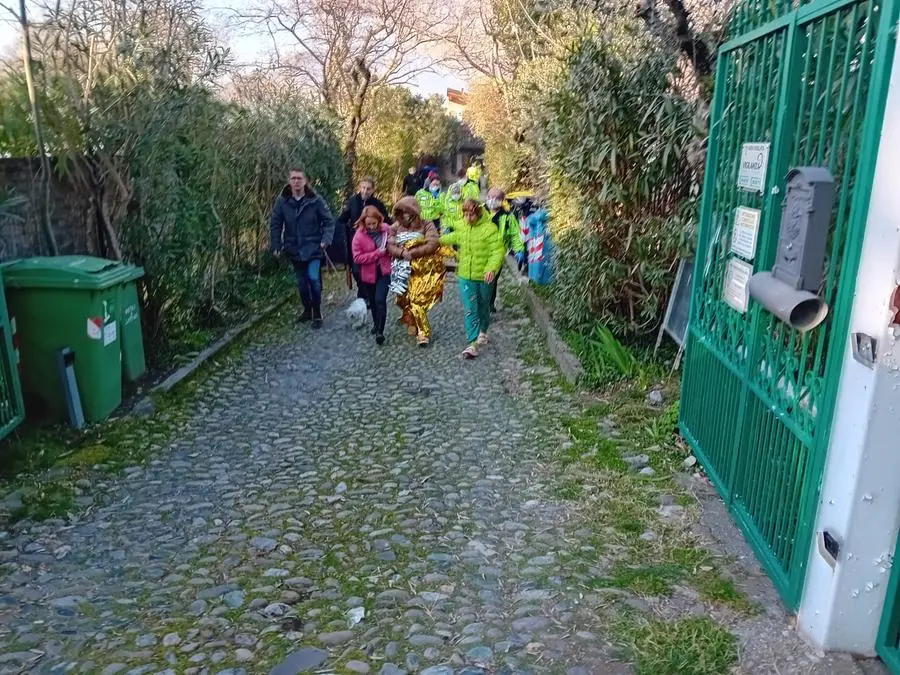 Il luogo dell'esplosione nel campeggio di Marone